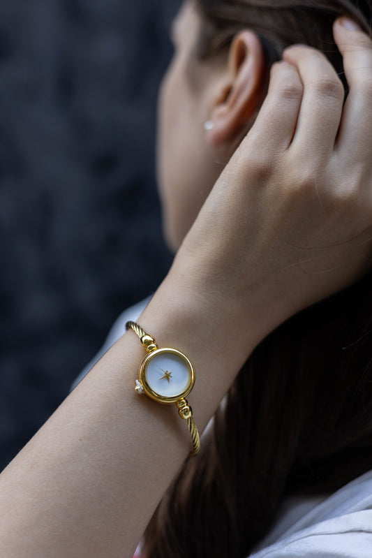 Women small watch. Simple Watch. Minimalist watch